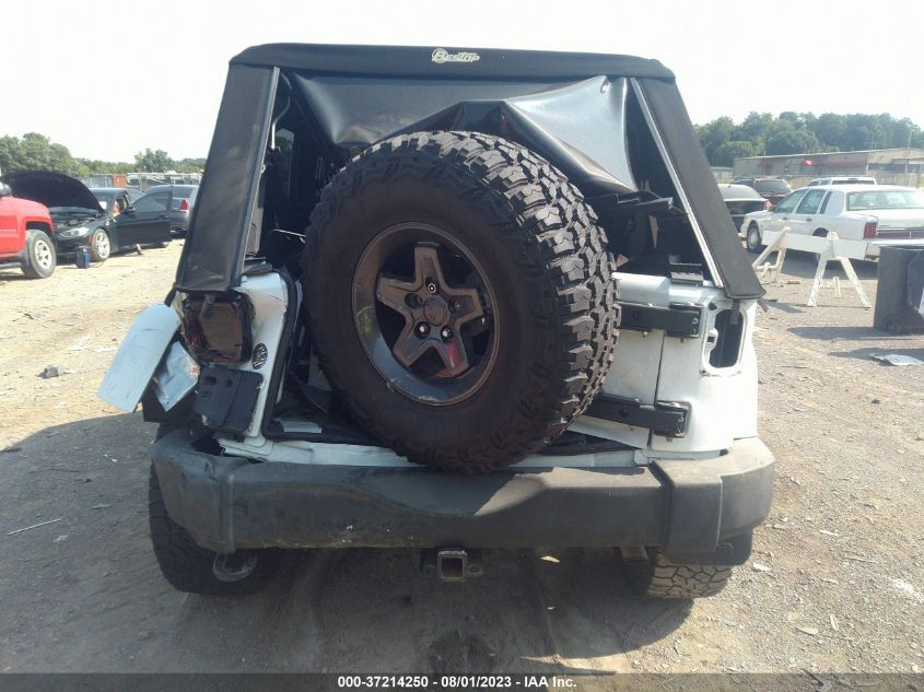 2015 JEEP WRANGLER UNLIMITED SPORT - 1C4BJWDG5FL746127
