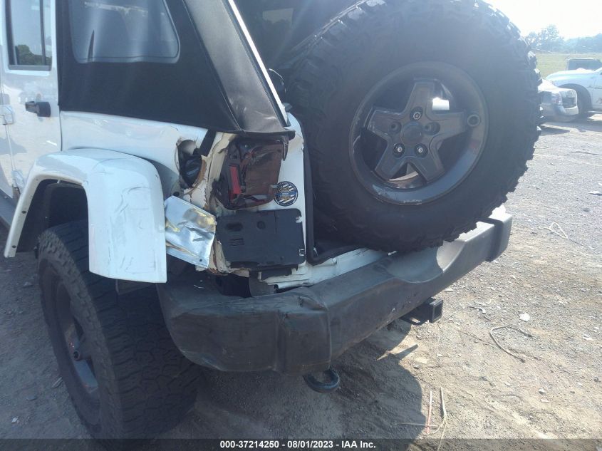 2015 JEEP WRANGLER UNLIMITED SPORT - 1C4BJWDG5FL746127