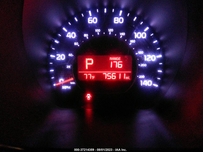 2016 KIA SOUL + - KNDJP3A5XG7297288