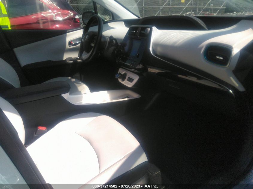 2016 TOYOTA PRIUS FOUR - JTDKARFU6G3520488