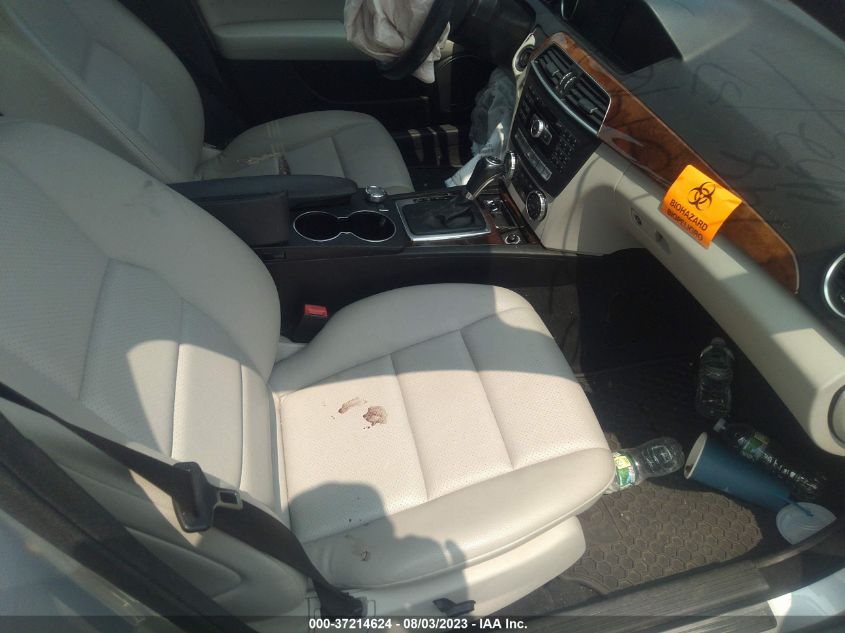 2013 MERCEDES-BENZ C-CLASS C 300 - WDDGF8AB7DR249589