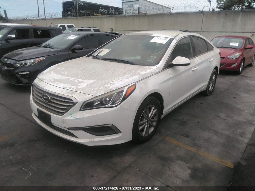 2017 HYUNDAI SONATA SE - 5NPE24AF5HH529985
