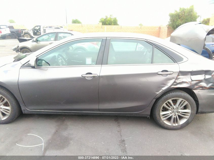 2016 TOYOTA CAMRY SE W/SPECIAL EDITION PKG - 4T1BF1FK0GU508196