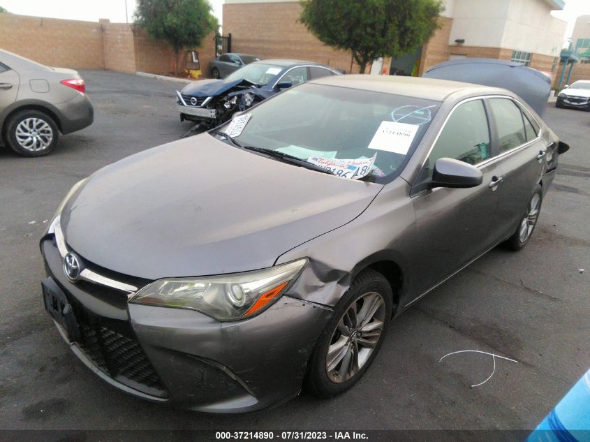 2016 TOYOTA CAMRY SE W/SPECIAL EDITION PKG - 4T1BF1FK0GU508196