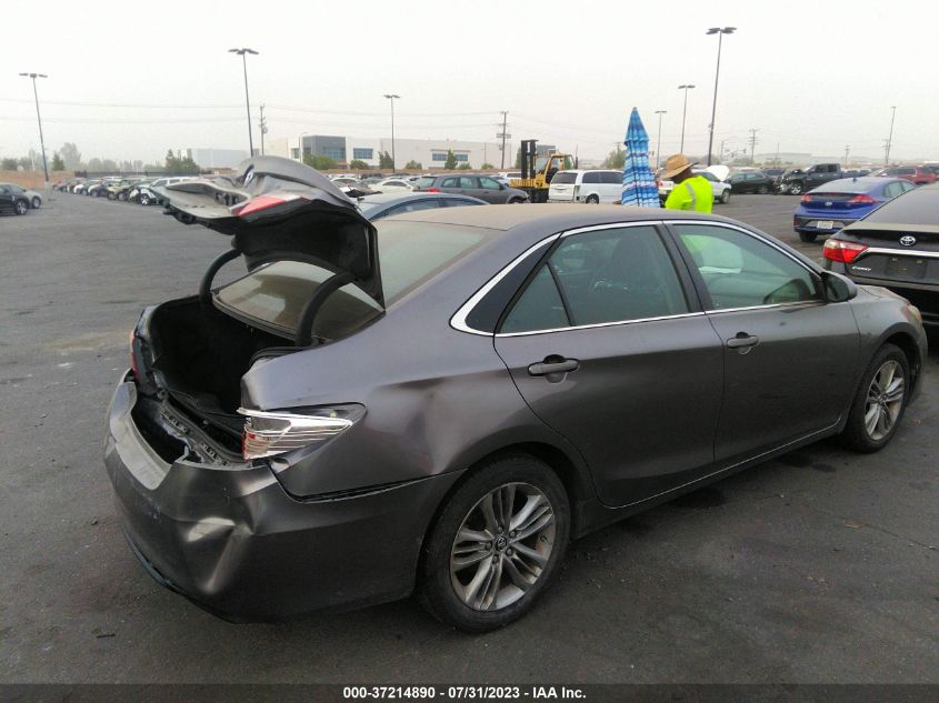 2016 TOYOTA CAMRY SE W/SPECIAL EDITION PKG - 4T1BF1FK0GU508196