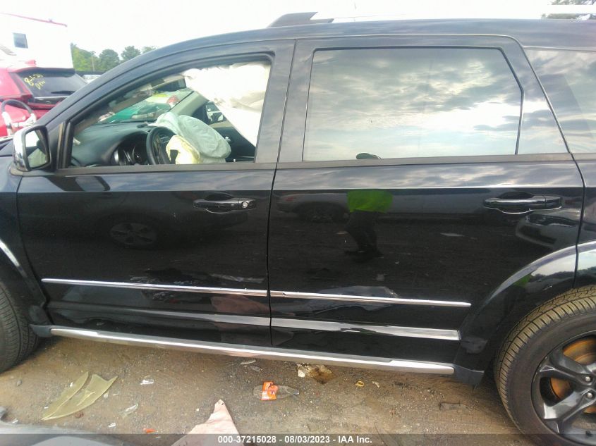 2018 DODGE JOURNEY CROSSROAD - 3C4PDDGG6JT220082
