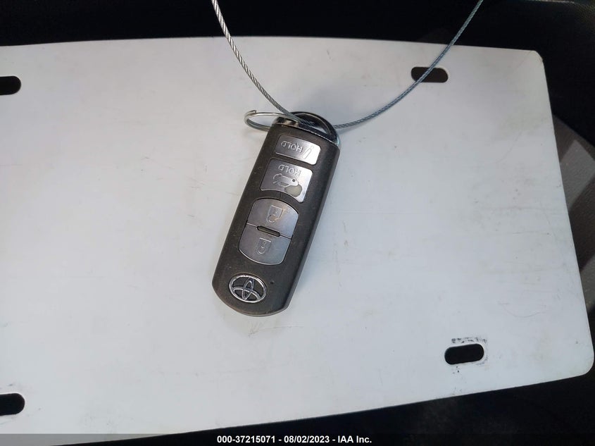 VIN 3MYDLBYV1HY194349 2017 TOYOTA YARIS IA