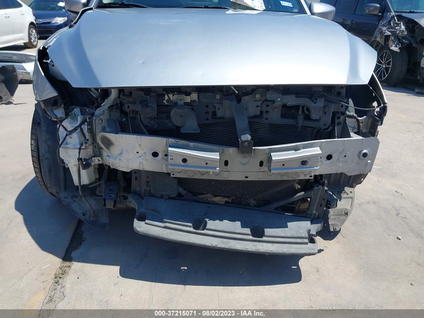 VIN 3MYDLBYV1HY194349 2017 TOYOTA YARIS IA