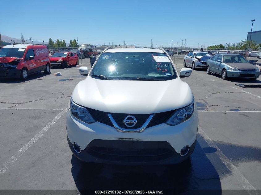 2018 NISSAN ROGUE SPORT SV - JN1BJ1CP9JW107604