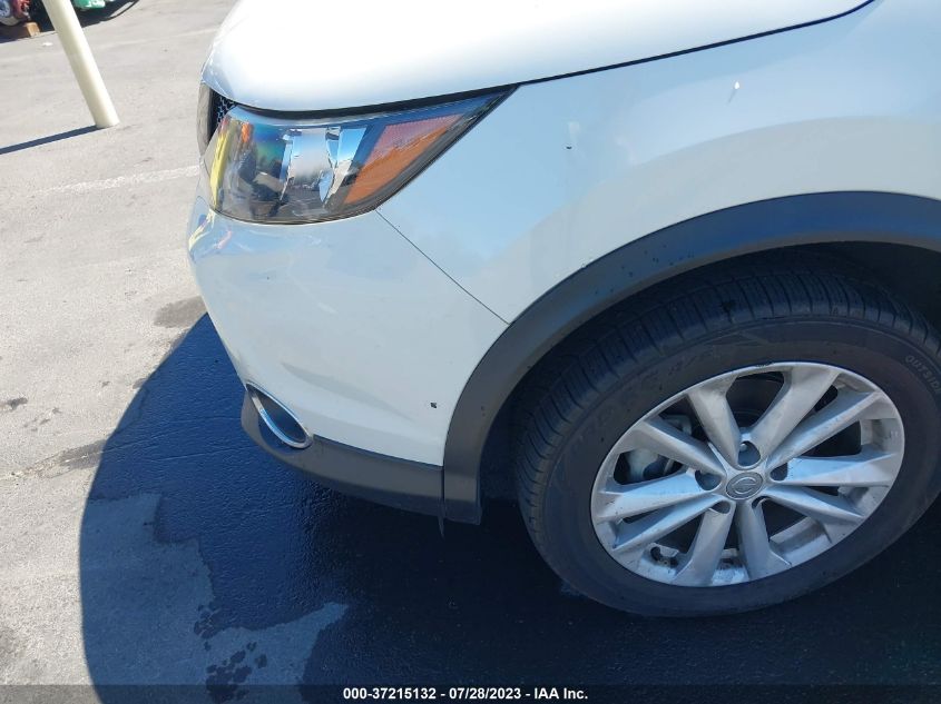 2018 NISSAN ROGUE SPORT SV - JN1BJ1CP9JW107604