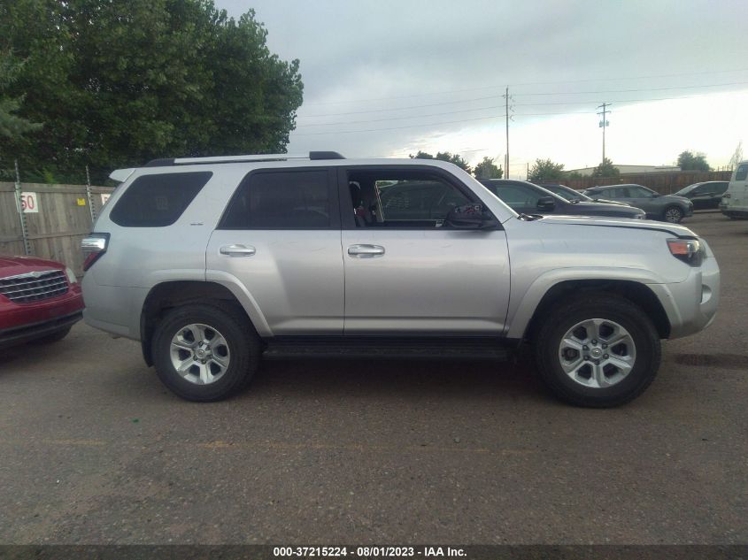 2022 TOYOTA 4RUNNER SR5 - JTEMU5JR4N5996392