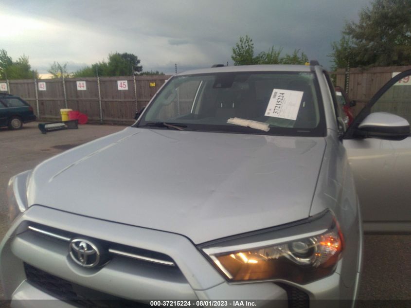 2022 TOYOTA 4RUNNER SR5 - JTEMU5JR4N5996392