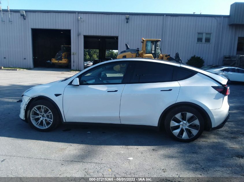 2021 TESLA MODEL Y LONG RANGE - 5YJYGDEE5MF250271
