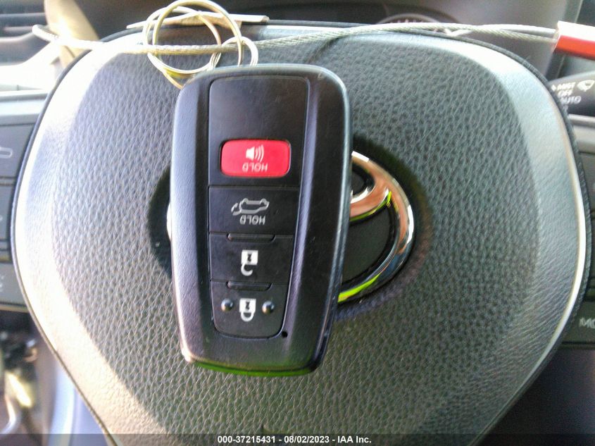 2019 TOYOTA RAV4 XLE - 2T3P1RFV5KC054316