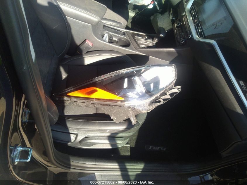 2022 KIA NIRO LXS SE - KNDCB3LC0N5541557