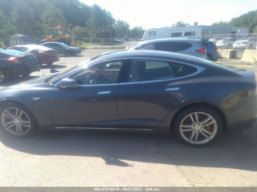 2015 TESLA MODEL S 85D - 5YJSA1H2XFFP75045