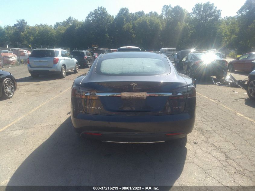 2015 TESLA MODEL S 85D - 5YJSA1H2XFFP75045