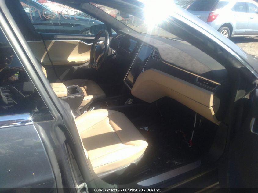 2015 TESLA MODEL S 85D - 5YJSA1H2XFFP75045