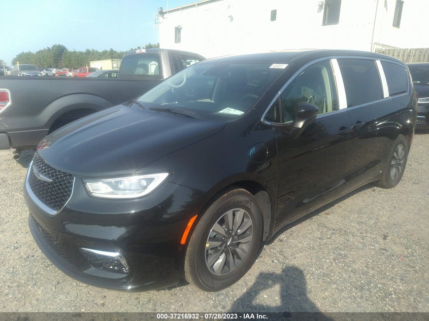 VIN 2C4RC1L73PR575464 2023 CHRYSLER PACIFICA HYBRID TOURING L