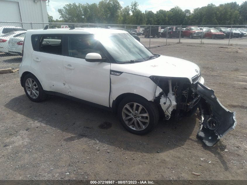 2018 KIA SOUL + - KNDJP3A53J7542701