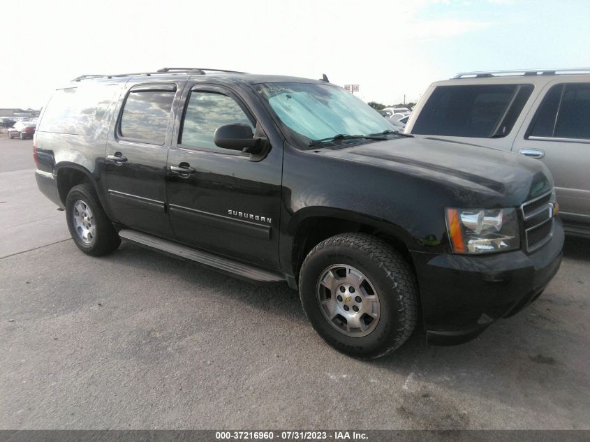2014 CHEVROLET SUBURBAN LT - 1GNSKJE75ER227130