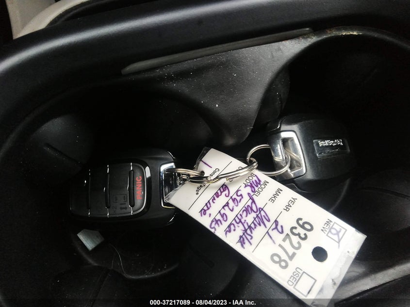 VIN 2C4RC1BG9MR592945 2021 CHRYSLER PACIFICA TOURING L
