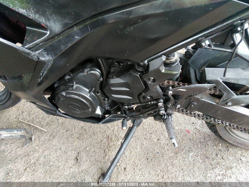 2023 KAWASAKI EX400 JKAEXKH15PDAN7515