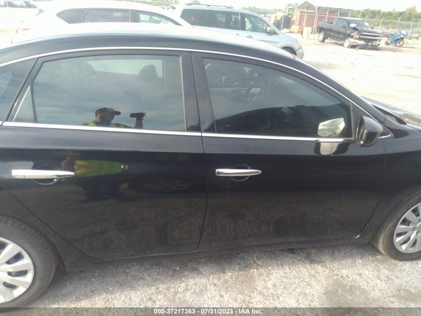 VIN 3N1AB7AP5KY454663 2019 NISSAN SENTRA S/SV/SR/SL