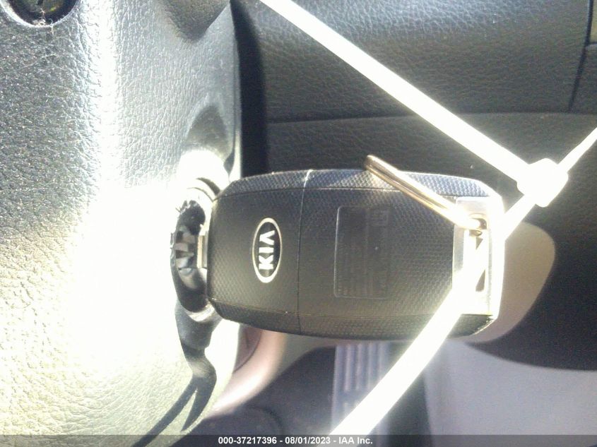 2016 KIA FORTE LX - KNAFX4A61G5568266