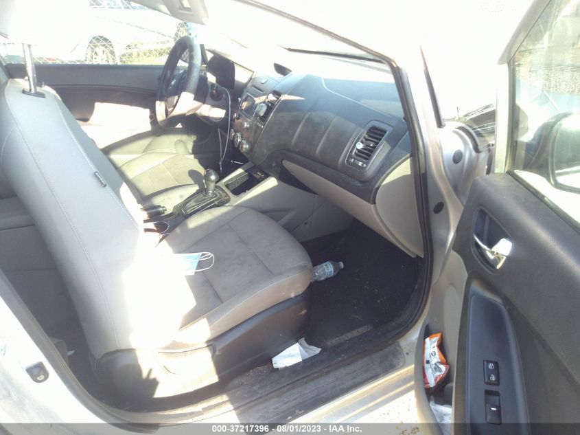 2016 KIA FORTE LX - KNAFX4A61G5568266