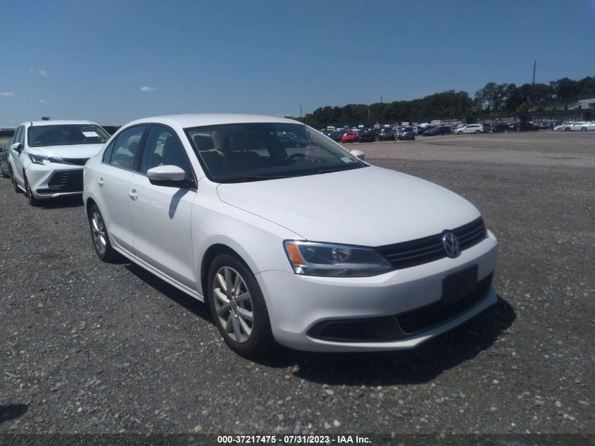 2013 VOLKSWAGEN JETTA SEDAN SE W/CONVENIENCE - 3VWDP7AJ1DM277267