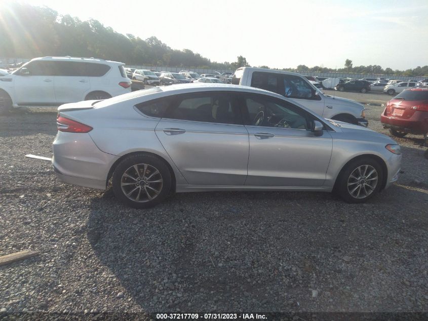 2017 FORD FUSION SE - 3FA6P0H73HR382792