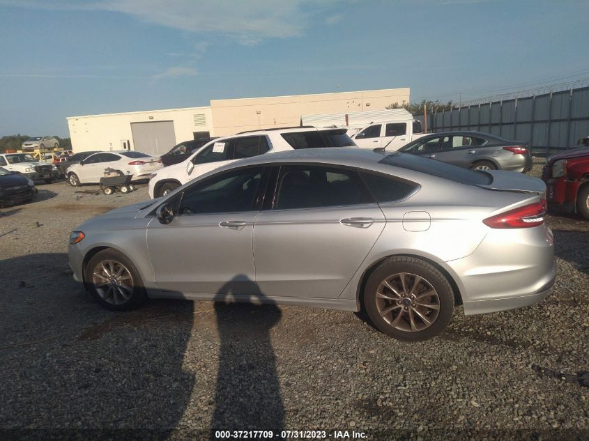 2017 FORD FUSION SE - 3FA6P0H73HR382792