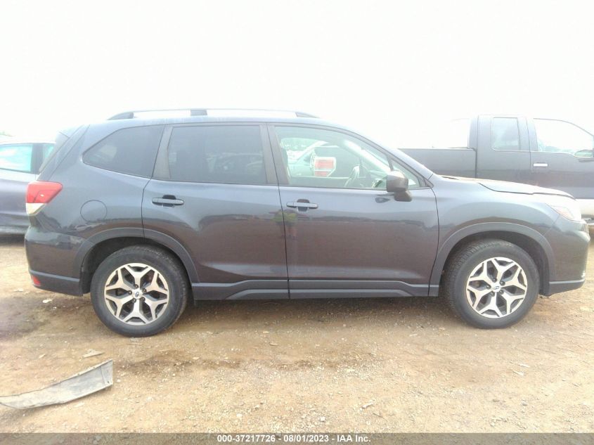 2019 SUBARU FORESTER PREMIUM - JF2SKAGC4KH447543
