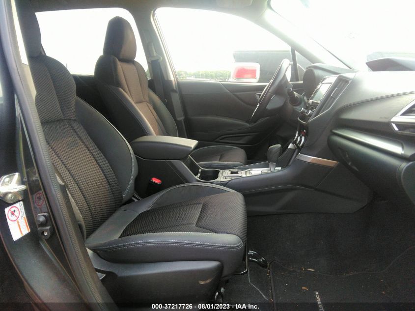 2019 SUBARU FORESTER PREMIUM - JF2SKAGC4KH447543