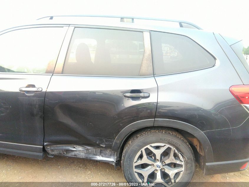 2019 SUBARU FORESTER PREMIUM - JF2SKAGC4KH447543