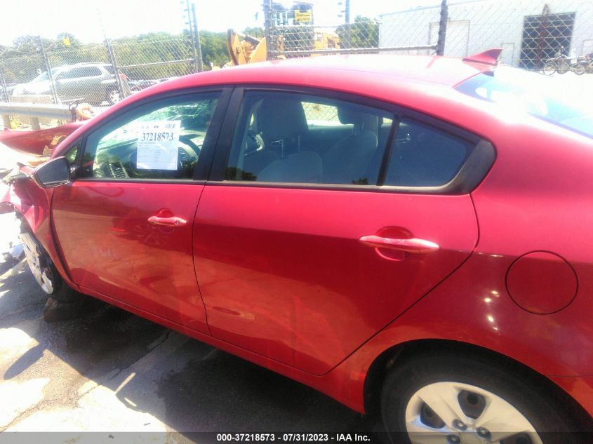 2016 KIA FORTE LX - KNAFX4A69G5541607