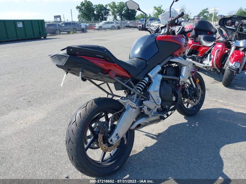 2011 KAWASAKI LE650 C - JKALEEC11BDA02462