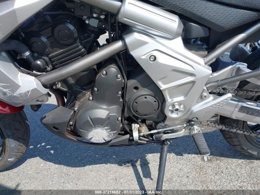 2011 KAWASAKI LE650 C - JKALEEC11BDA02462