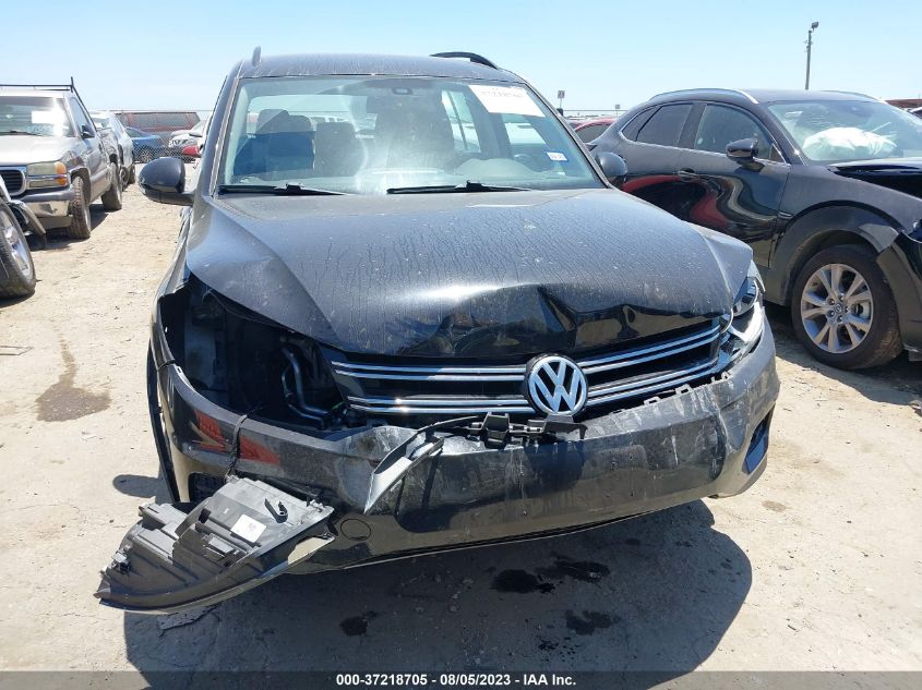 2017 VOLKSWAGEN TIGUAN - WVGBV7AX0HK013731