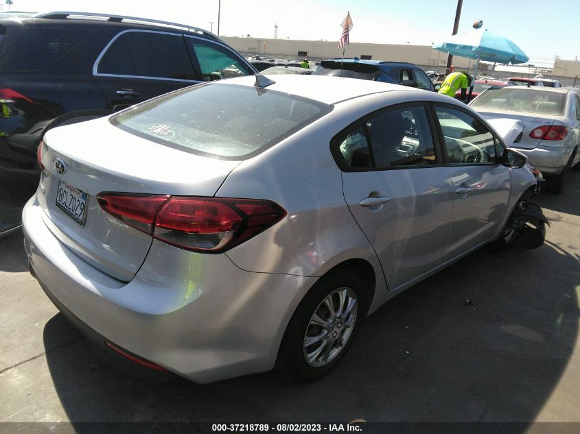 2018 KIA FORTE LX - 3KPFK4A7XJE203266