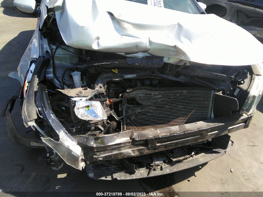 2018 KIA FORTE LX - 3KPFK4A7XJE203266
