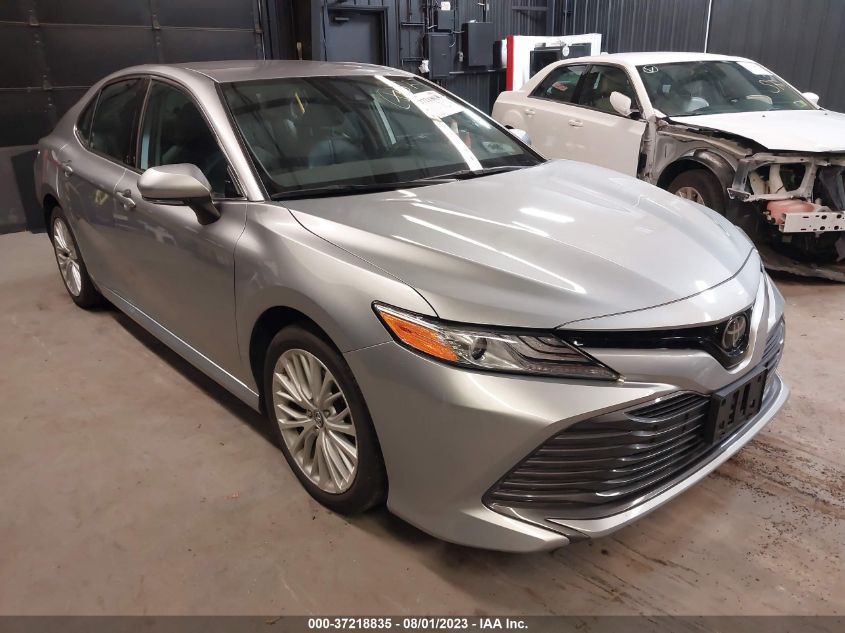 2019 TOYOTA CAMRY LE/SE/XLE/L - 4T1B11HK4KU816623