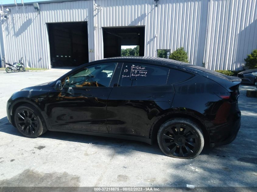 2021 TESLA MODEL Y LONG RANGE - 5YJYGDEE6MF183910