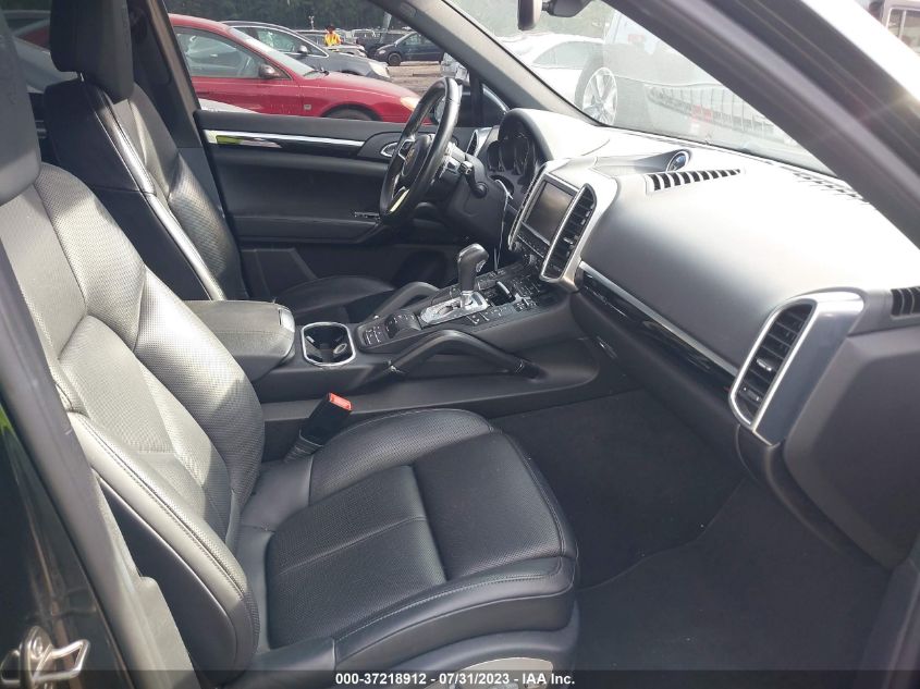 2016 PORSCHE CAYENNE S E-HYBRID - WP1AE2A22GLA60774