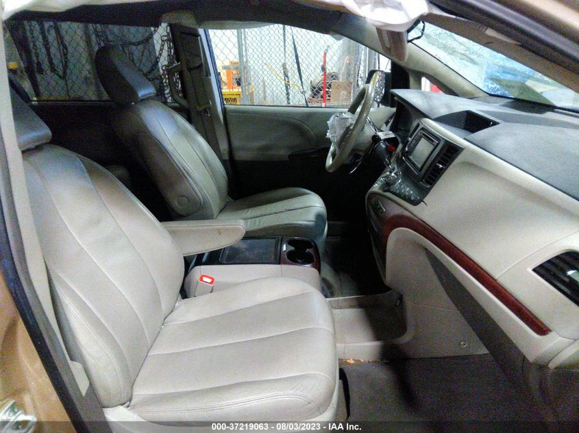 2014 TOYOTA SIENNA XLE/XLE AAS/LTD - 5TDYK3DC8ES481770