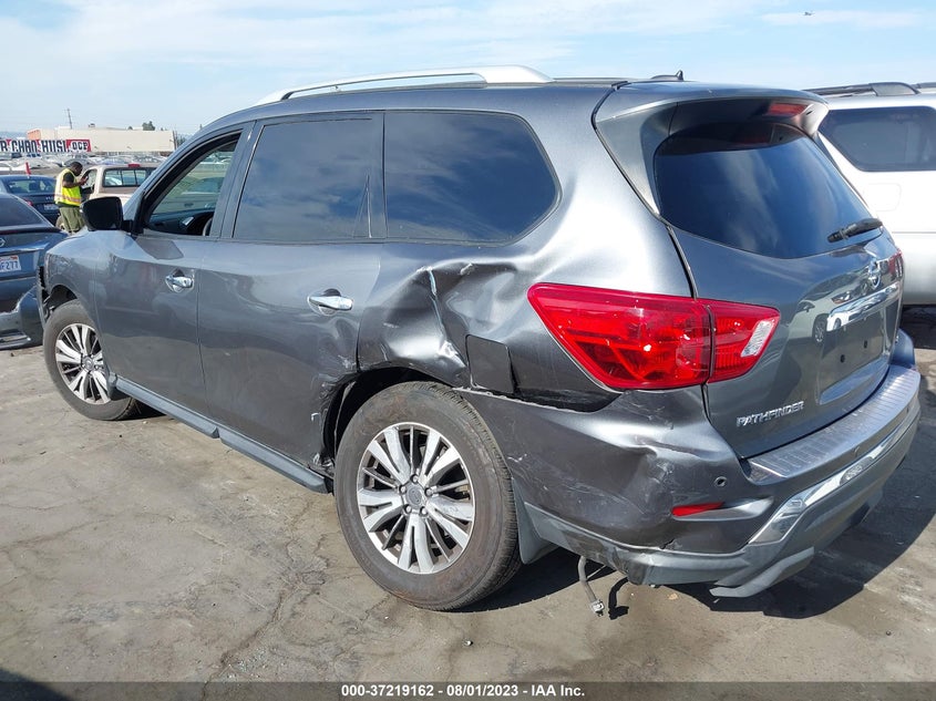 VIN 5N1DR2MN8JC663210 2018 NISSAN PATHFINDER SL