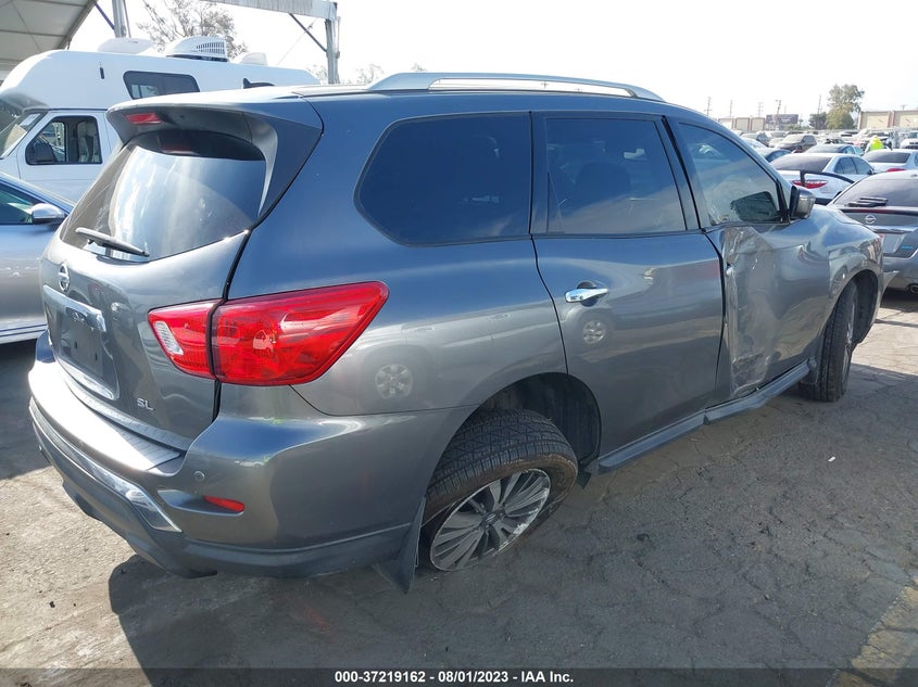 VIN 5N1DR2MN8JC663210 2018 NISSAN PATHFINDER SL