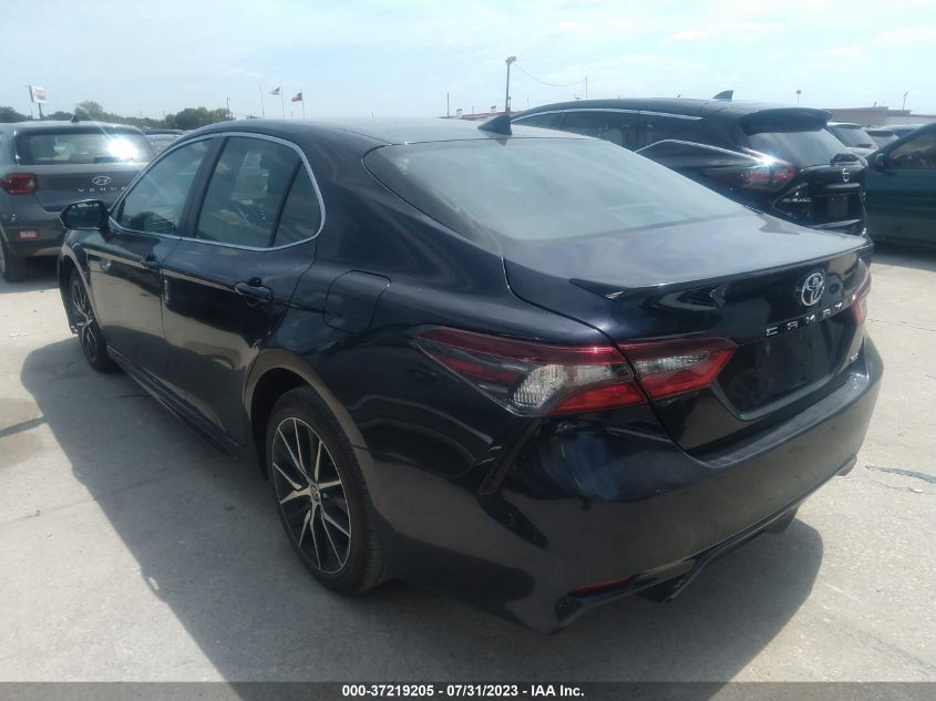 2021 TOYOTA CAMRY SE - 4T1G11AKXMU553959