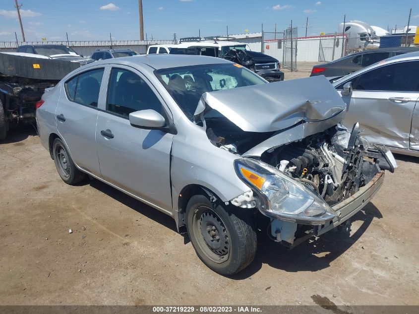 3N1CN7AP0KL828223 Nissan Versa Sedan S PLUS